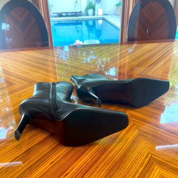 Gianni Bini size 8.5M ankle booties zipper rich brown like new - Picture 8 of 10